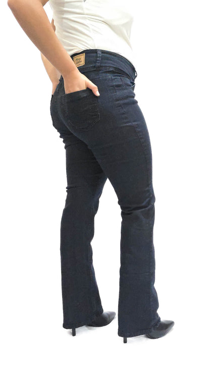 Pantalon Vaquero bordado para dama de Mary Estefan