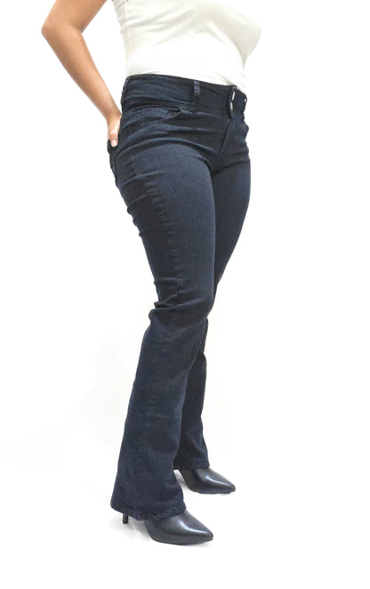Pantalon Vaquero bordado para dama de Mary Estefan