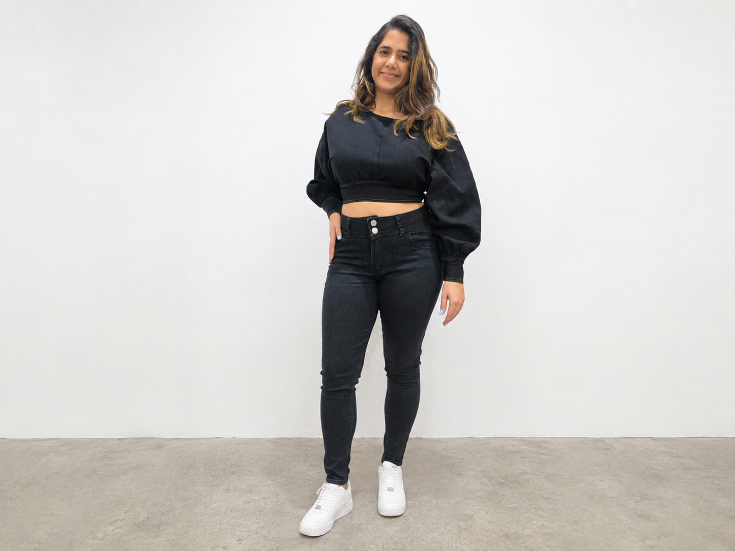 VYKA Crop top de mezclilla de manga larga y estilo informal para mujer, adecuada para top de mezclilla de invierno, estilo chic, color negro